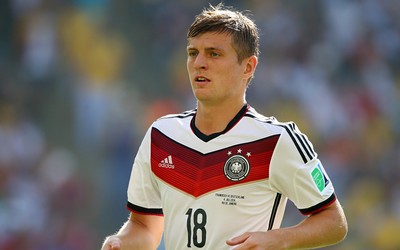 DP体育动态-于帕梅卡诺这防守数据全欧前列